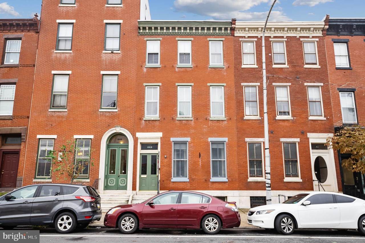 1910 Fairmount Avenue - Photo 1