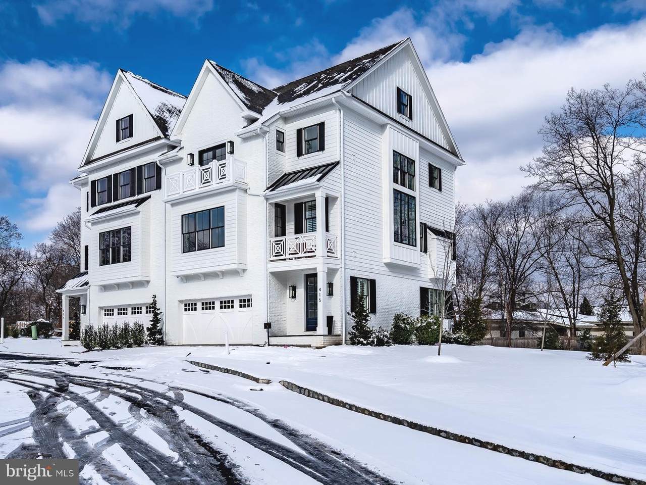417 Maplewood Avenue - Photo 1