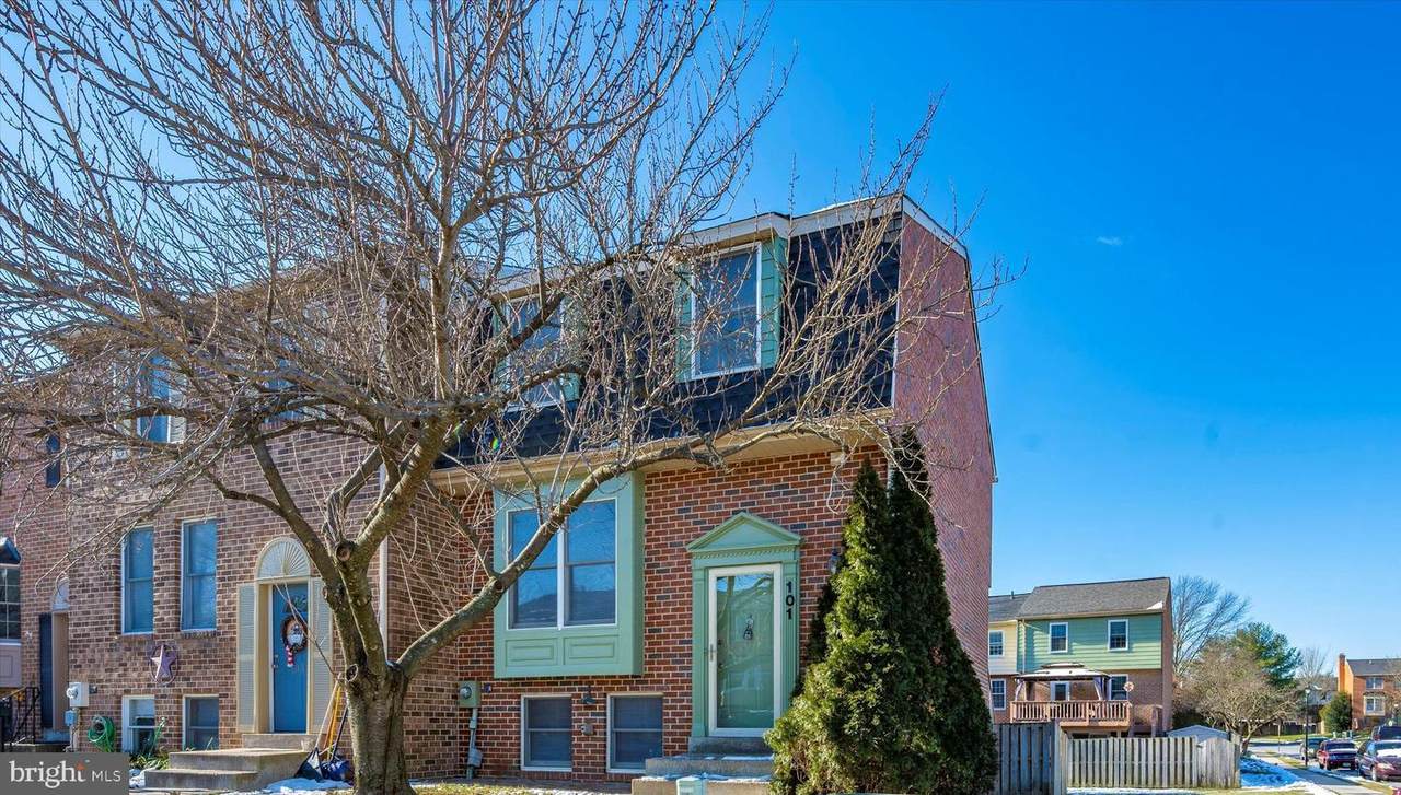 101 Adams Way - Photo 1