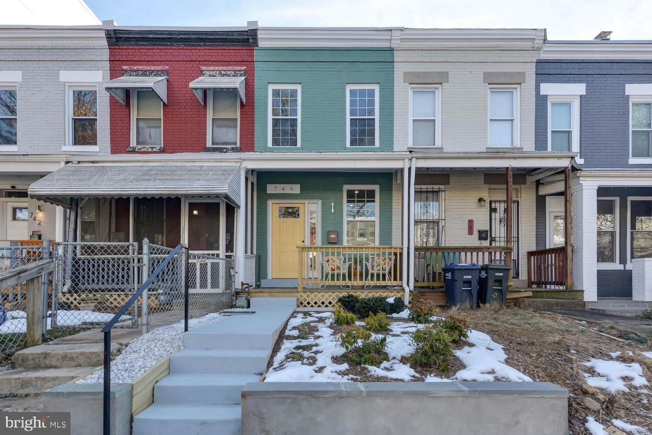 746 Irving Street - Photo 1