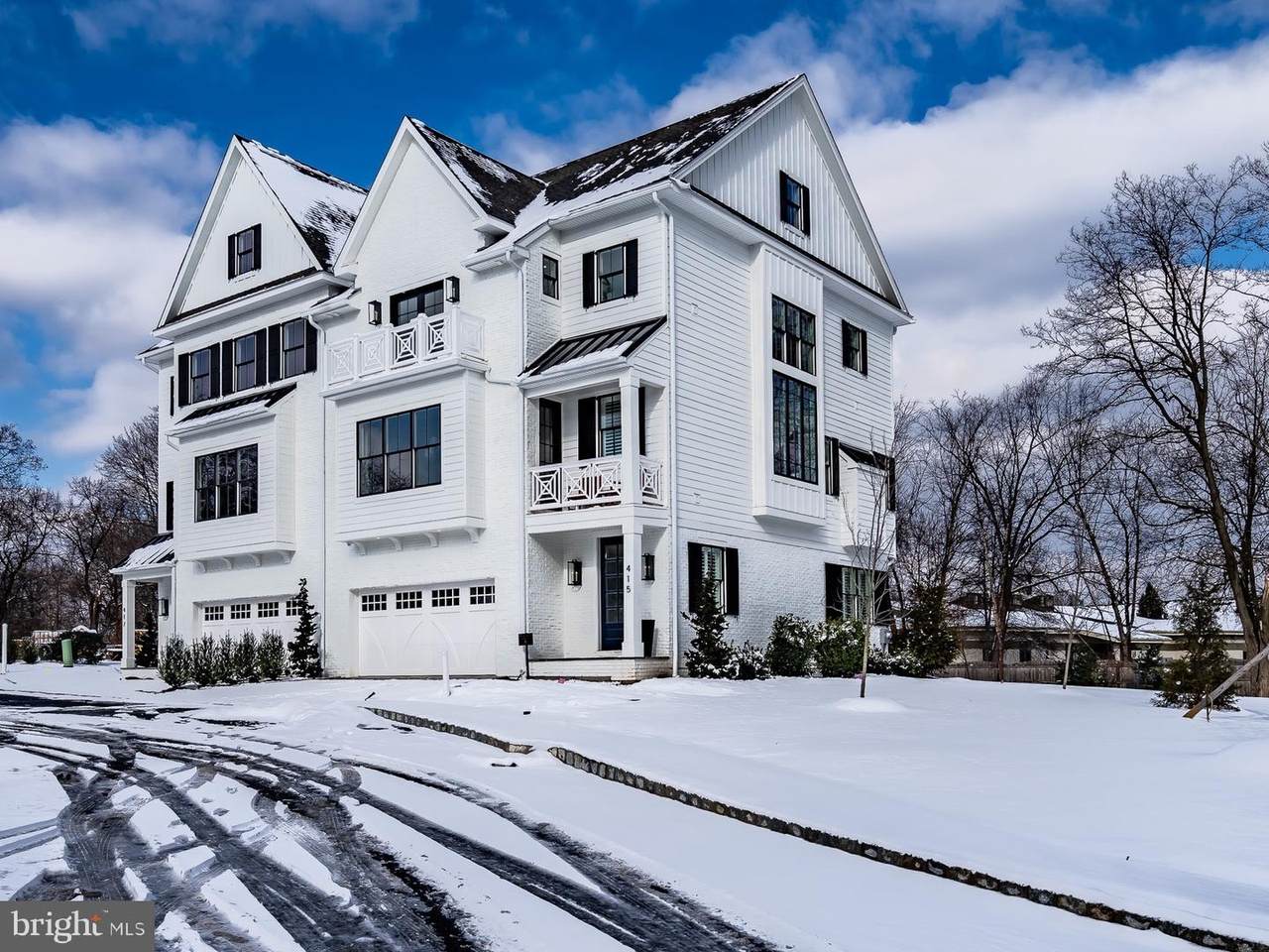 419 Maplewood Avenue - Photo 1