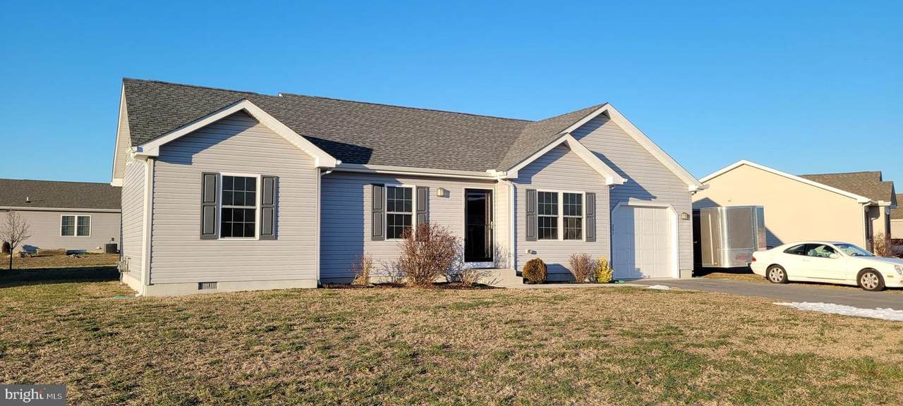 205 Friendship Way - Photo 1