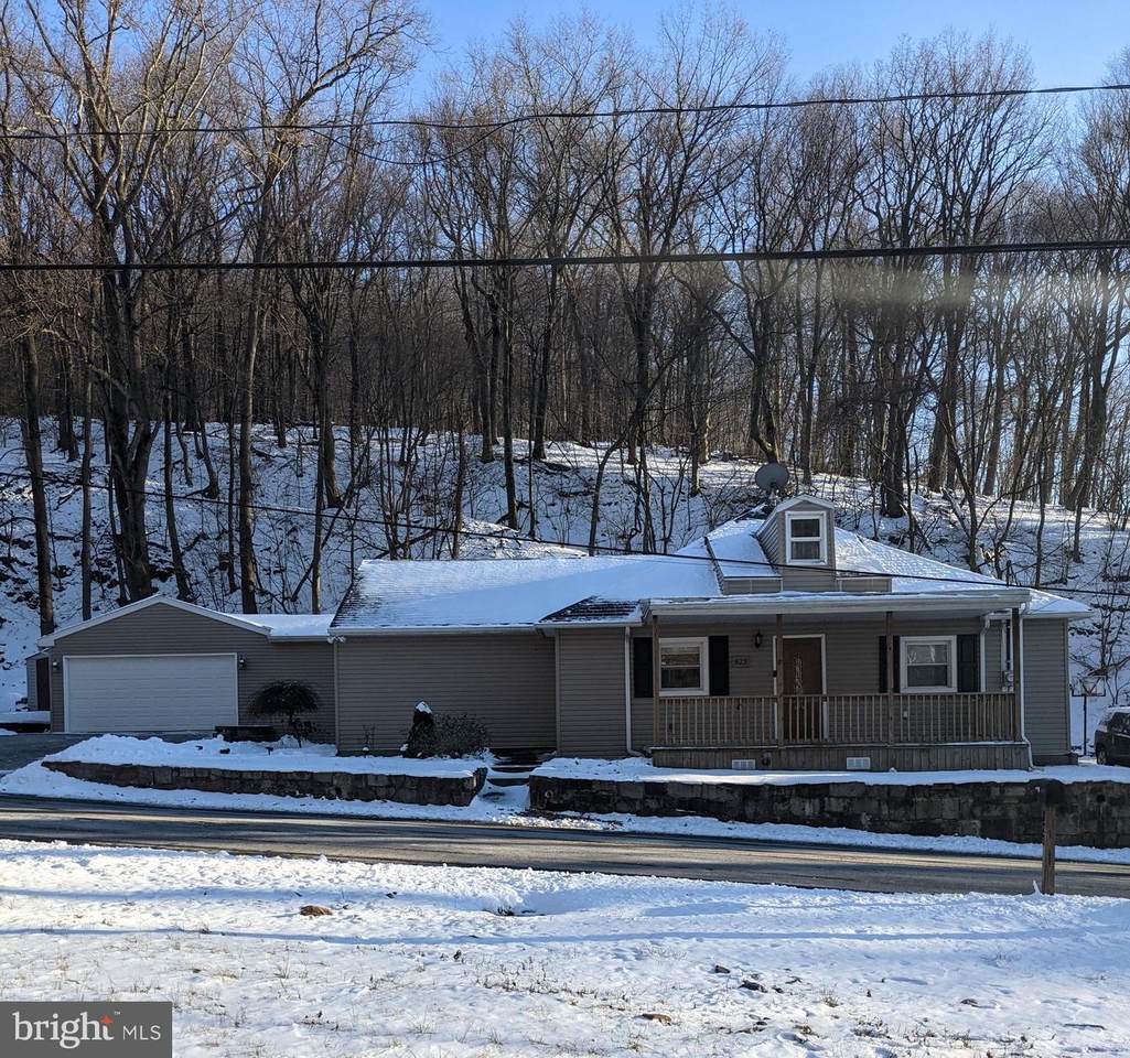 823 Roberts Valley Road - Photo 1