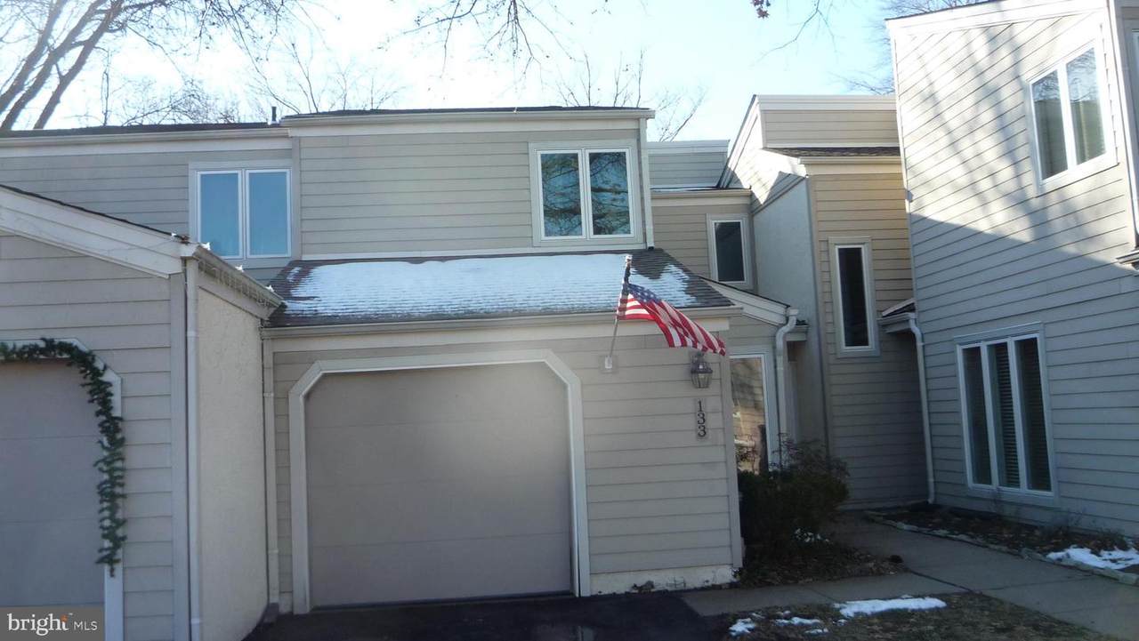 133 Westbury Court - Photo 1