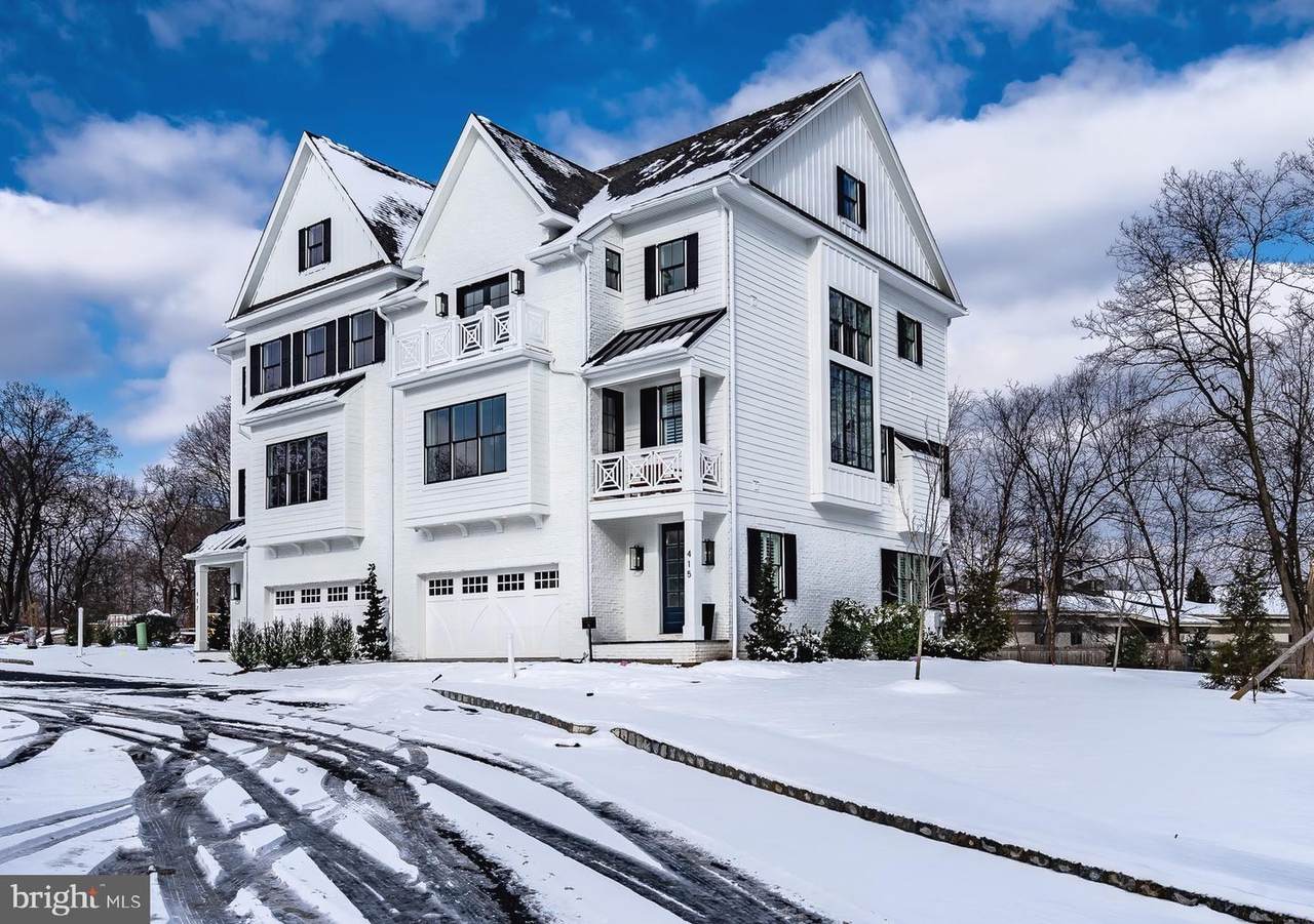 429 Maplewood Avenue - Photo 1