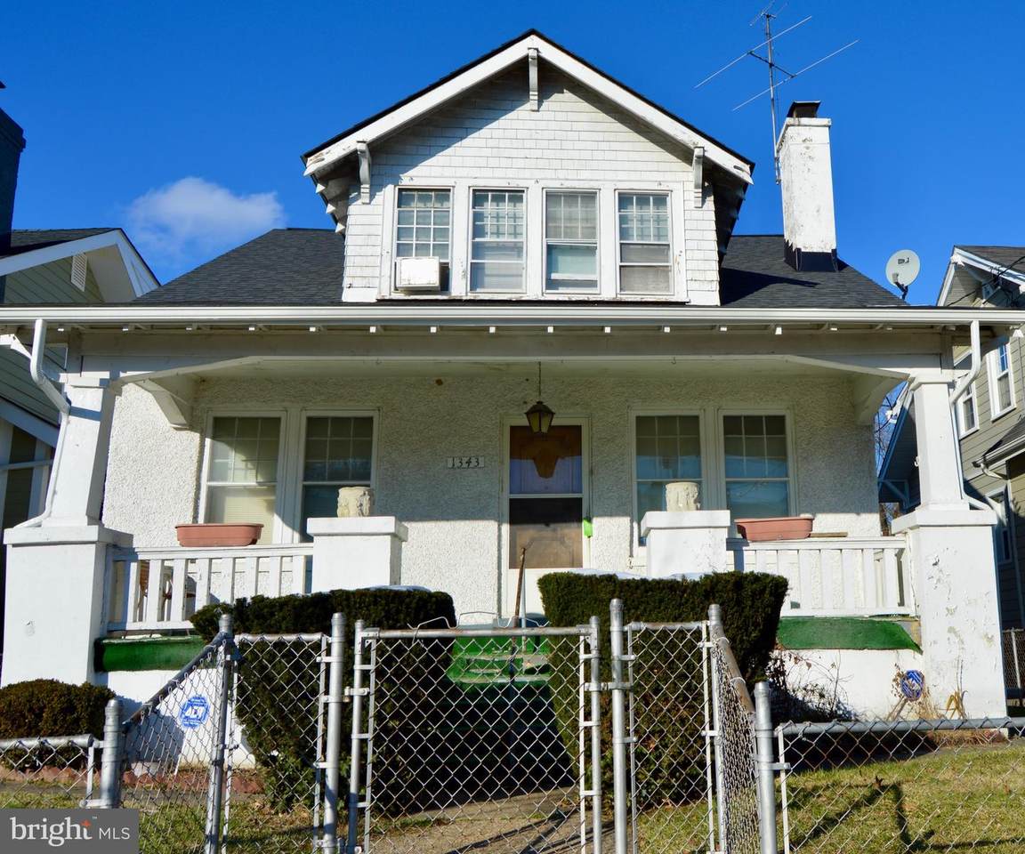 1343 Madison Street - Photo 1