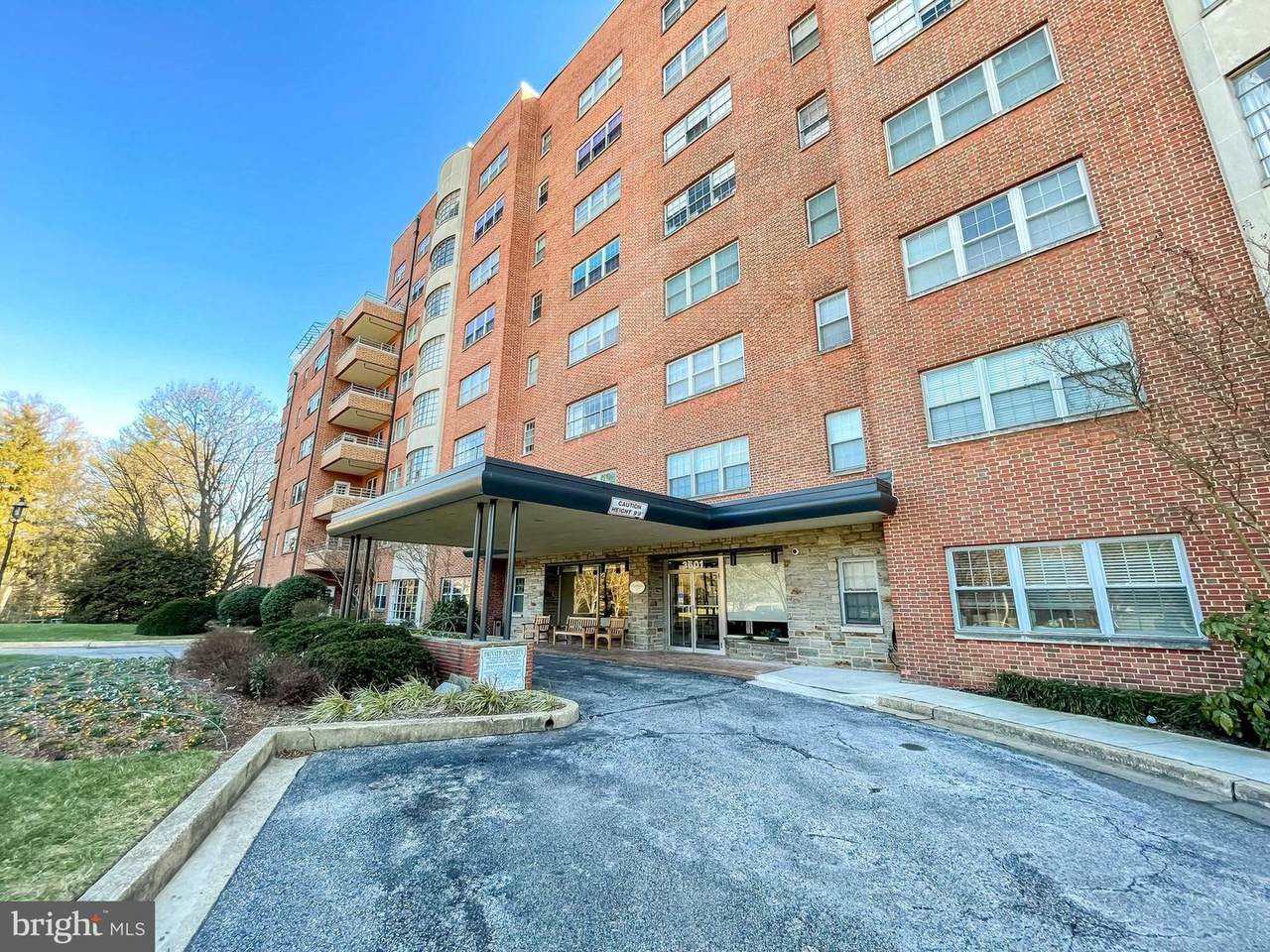 3601 Greenway - Photo 1