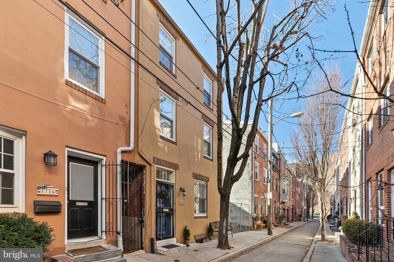 1718 Rodman Street - Photo 1