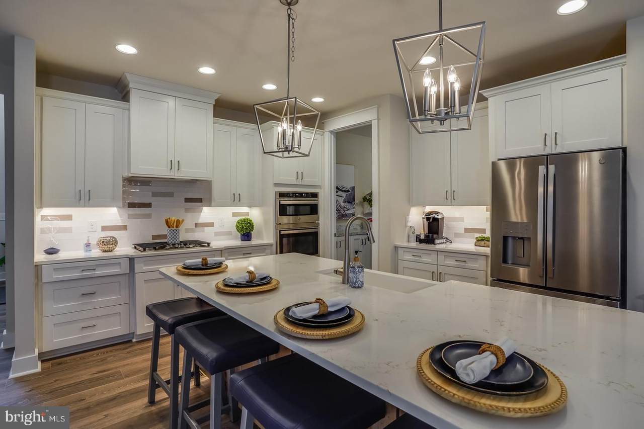 24 Stingray Harbor Drive - Photo 1