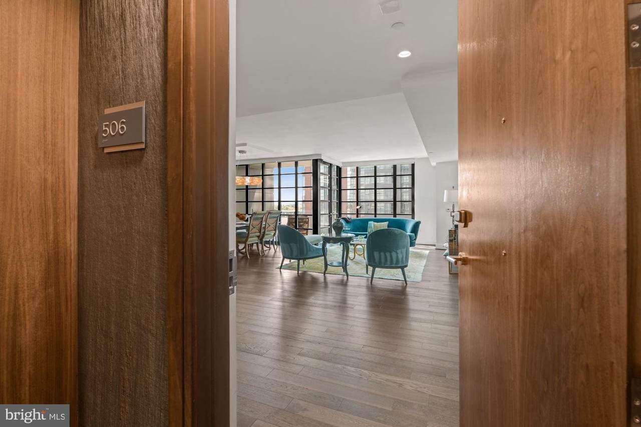45 Sutton Square - Photo 1