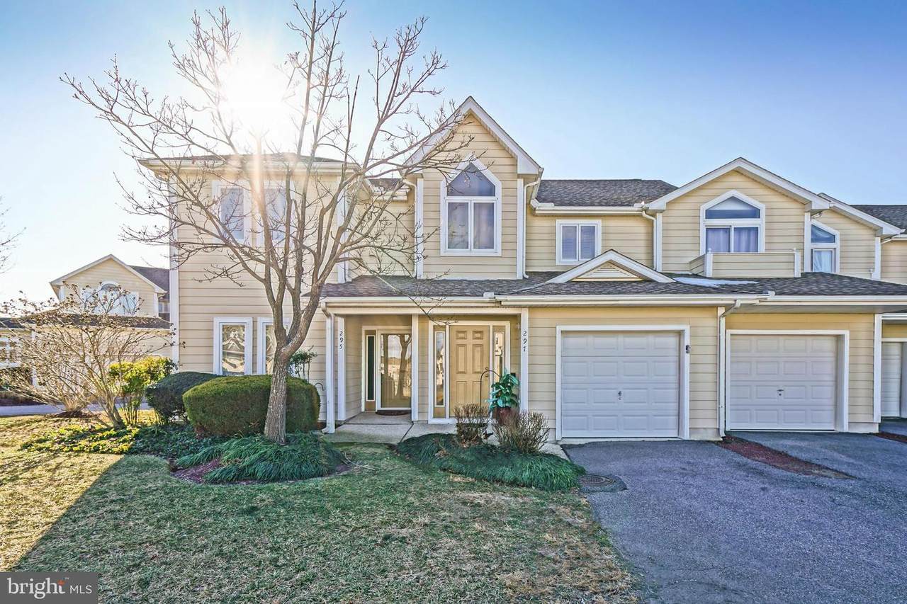 297 Lakeside Drive - Photo 1
