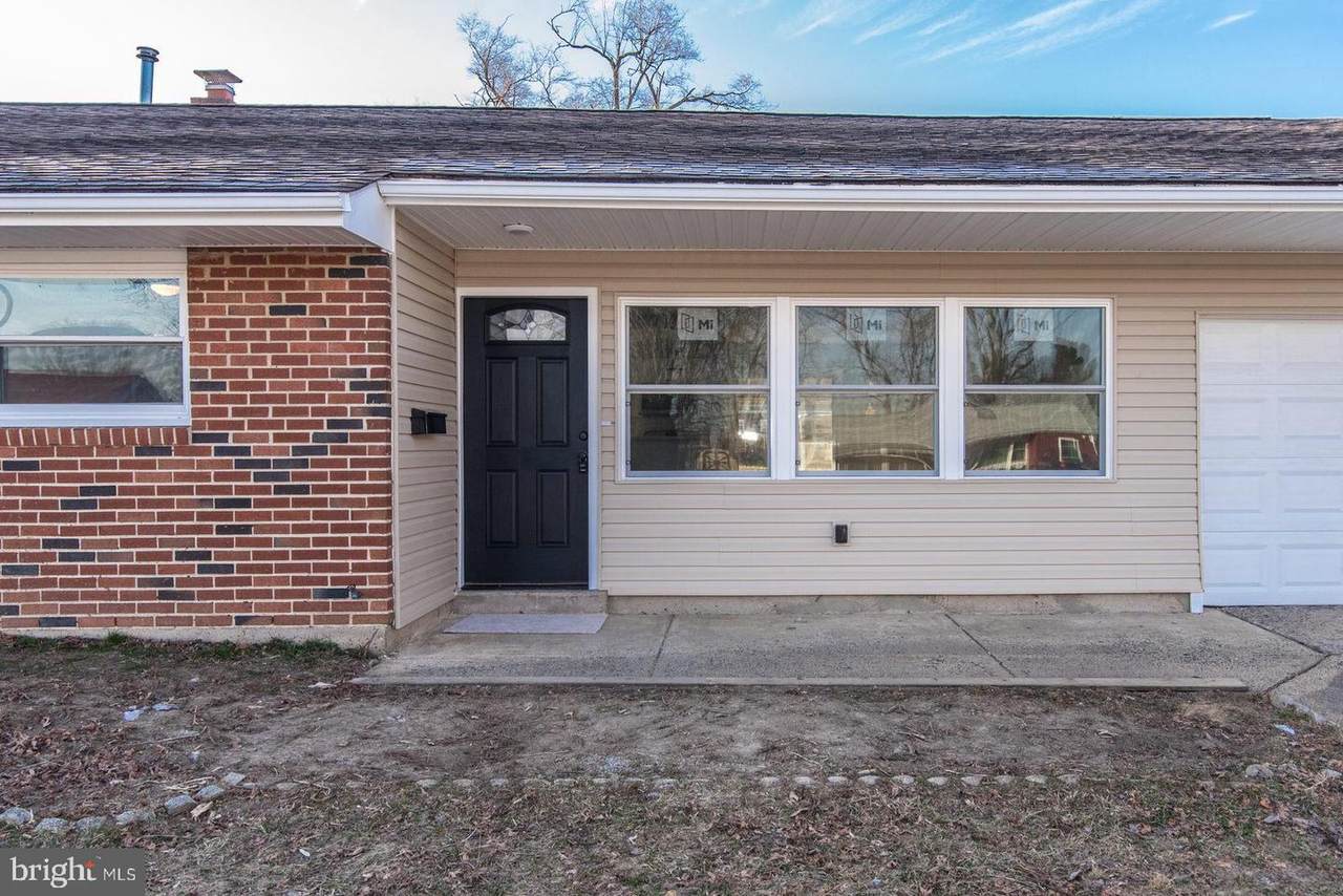 4352 Buckfield Terrace - Photo 1