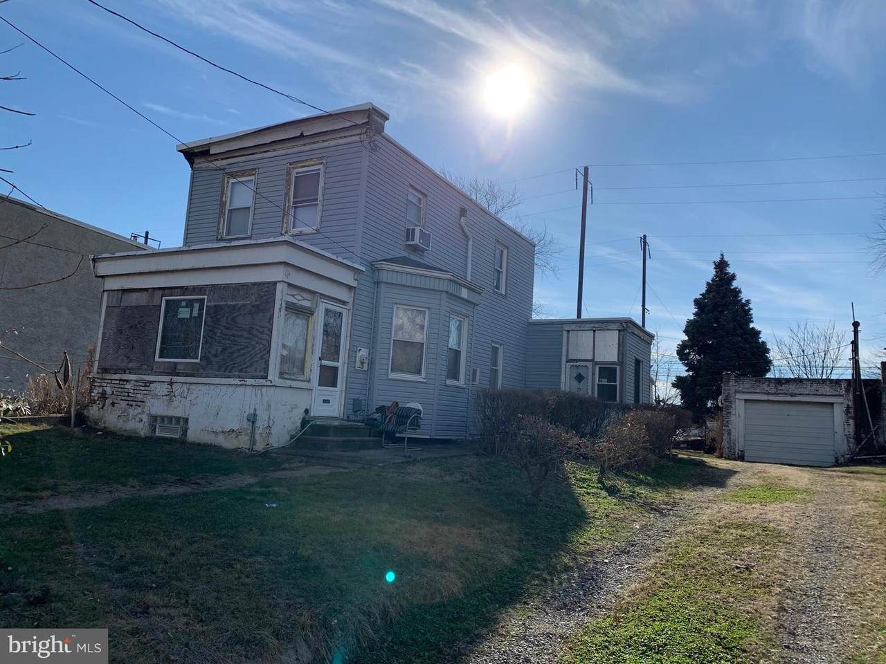1148-54 Sedgley Avenue - Photo 1
