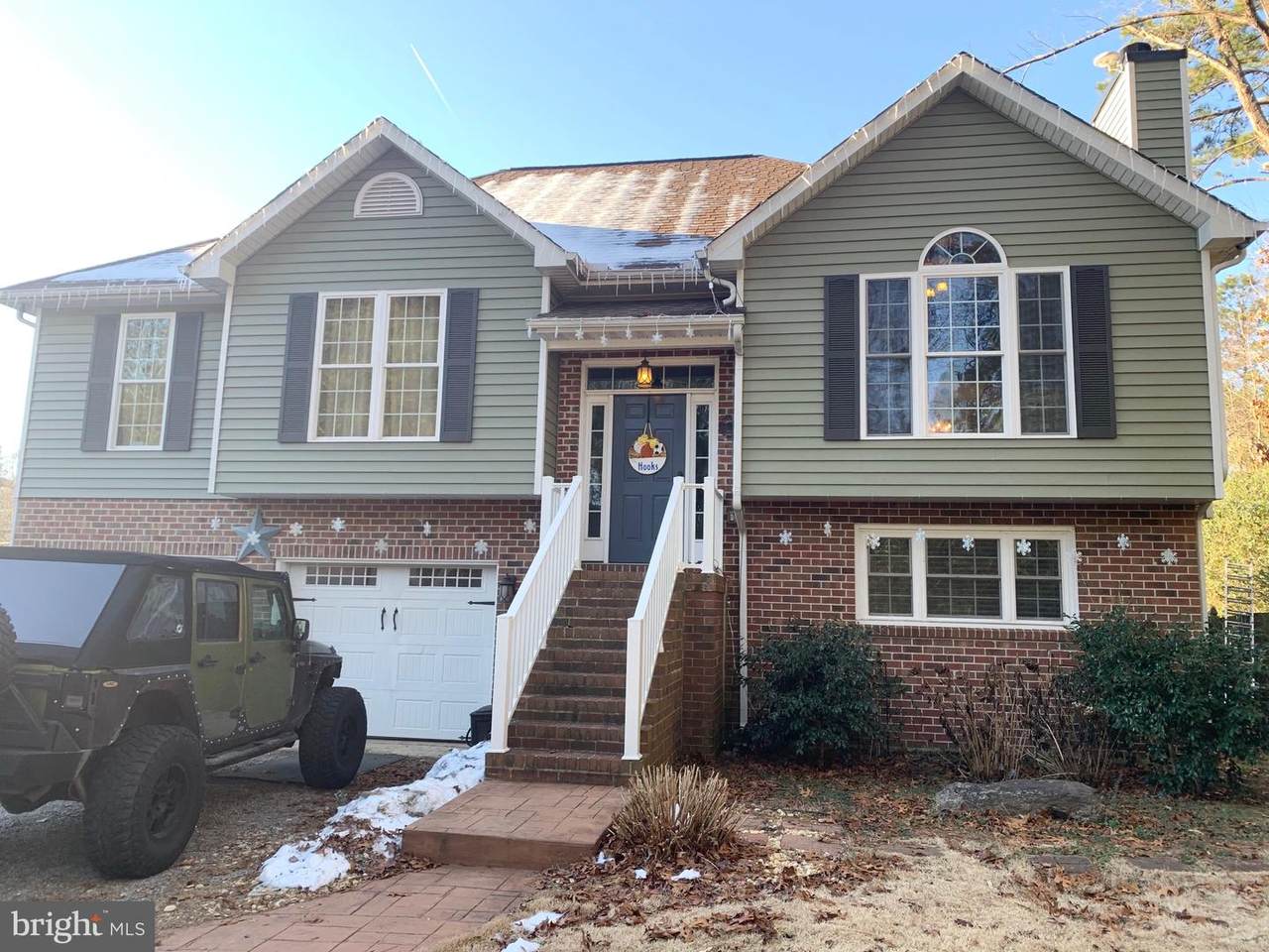 717 Annapolis Drive - Photo 1