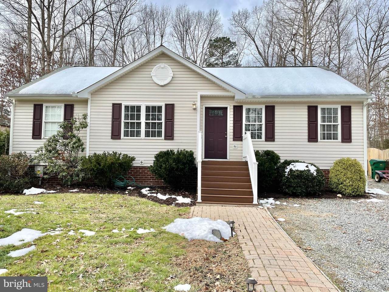 111 Patrick Henry Drive - Photo 1