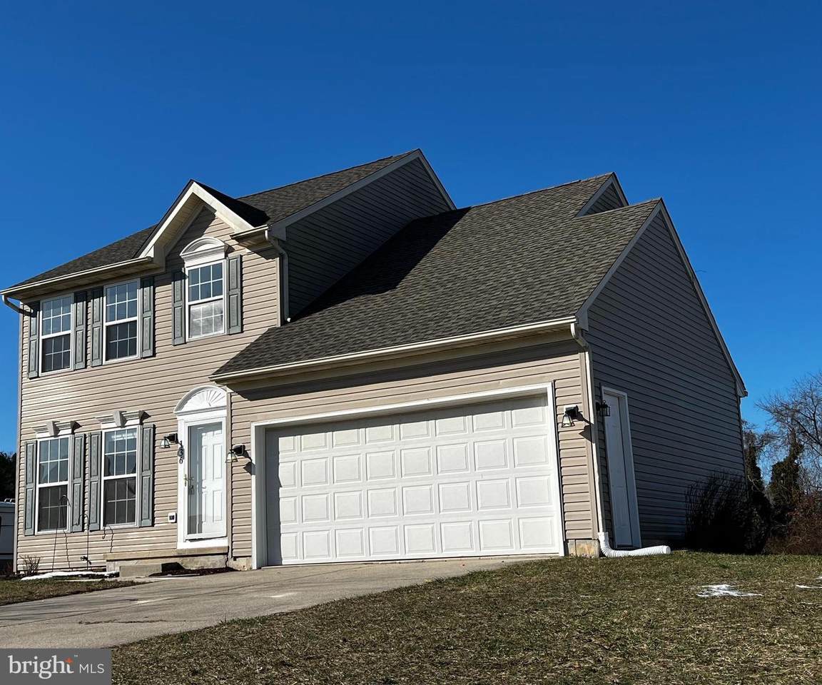 136 Glenhurst Drive - Photo 1