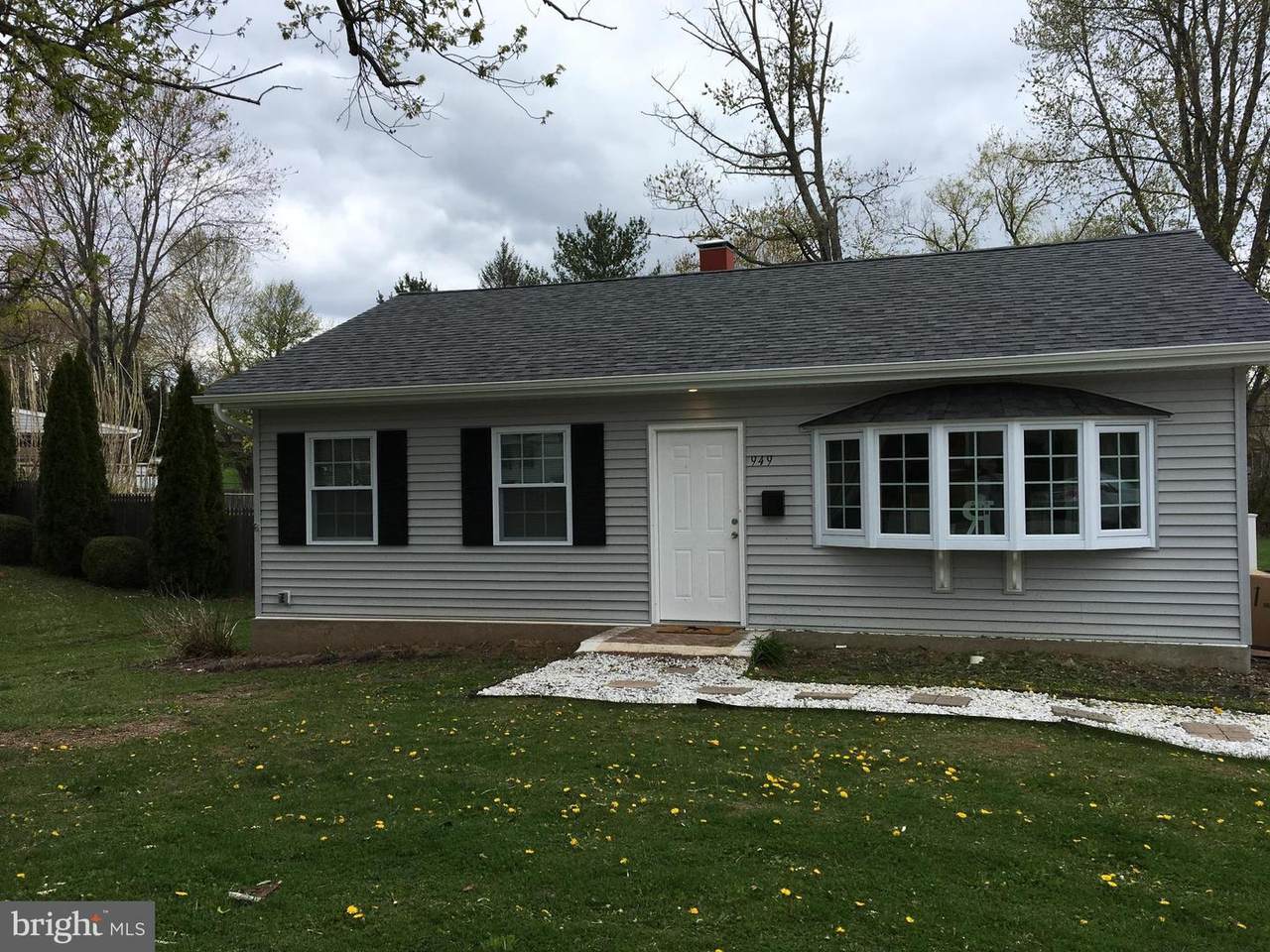 949 Shirley Manor Road - Photo 1