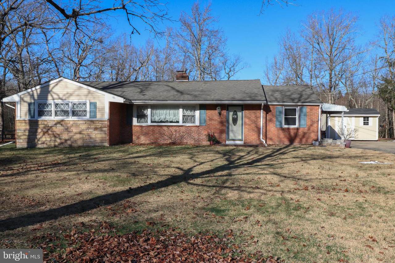 16 Meadowview Lane - Photo 1