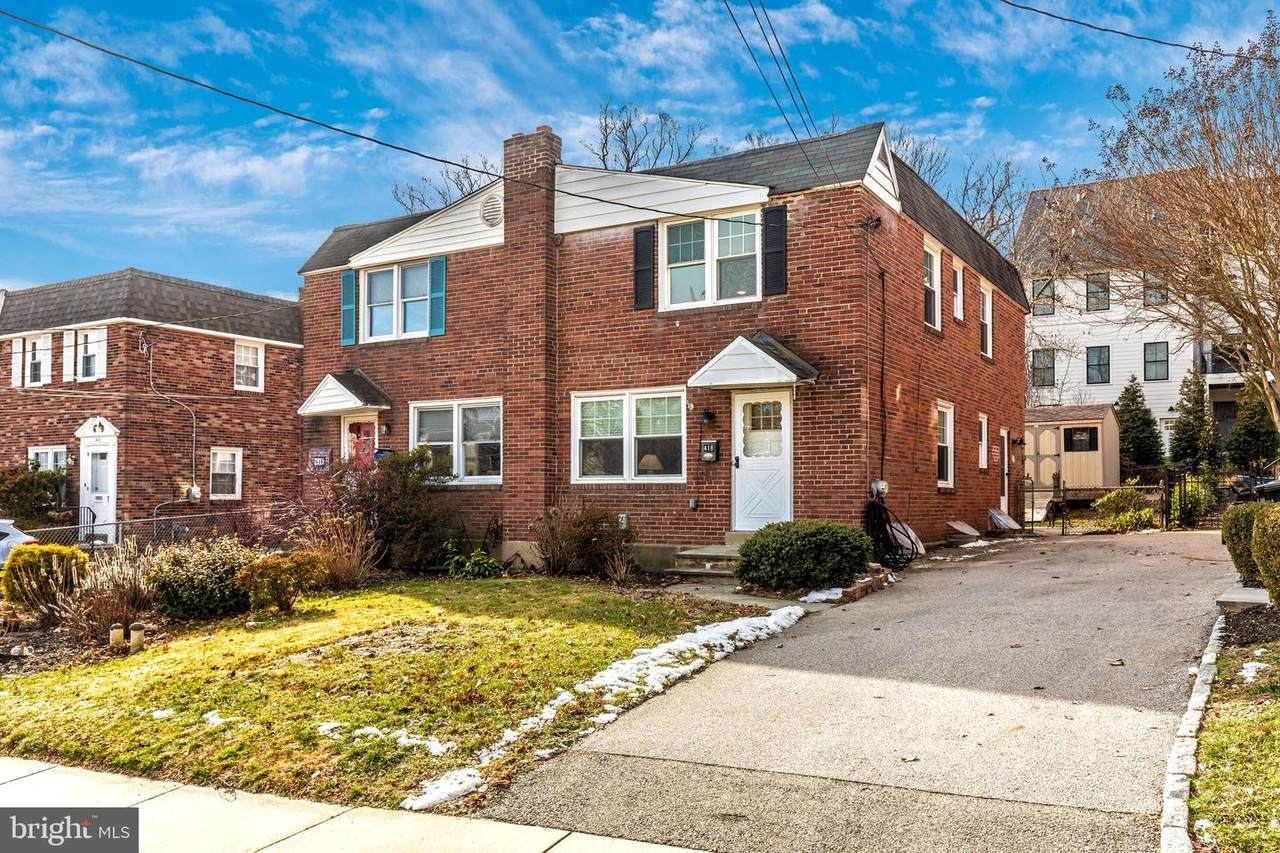 418 Conway Ave - Photo 1