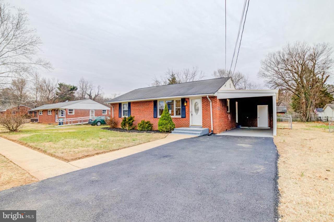 1911 Pollock Street - Photo 1