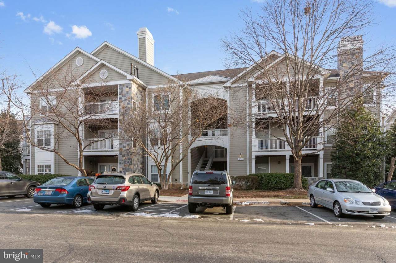 1712 Lake Shore Crest Drive - Photo 1