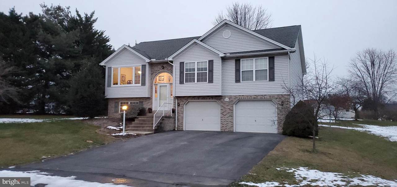 473 Franklin Square Drive - Photo 1