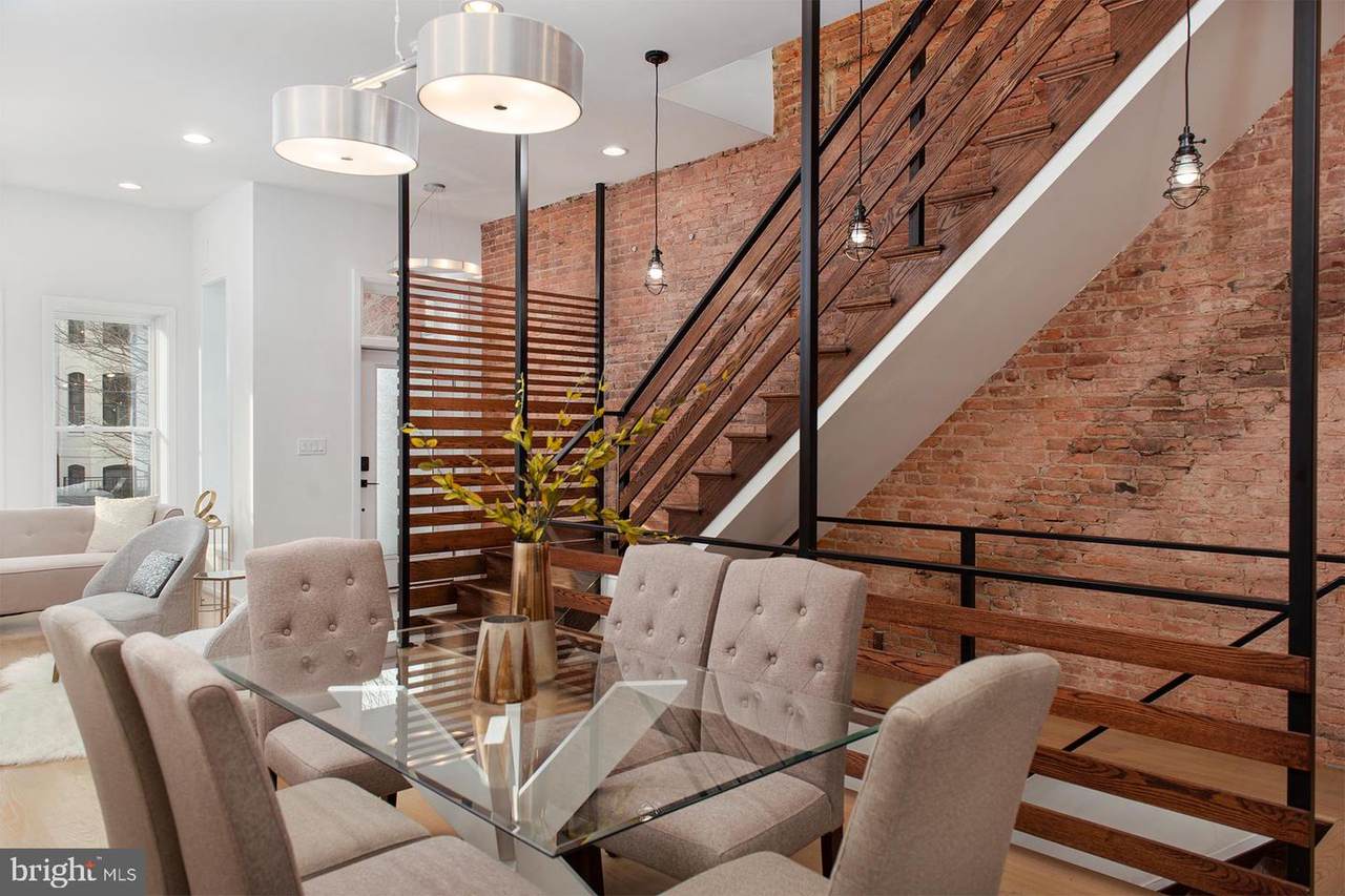 1911 11TH Street - Photo 1
