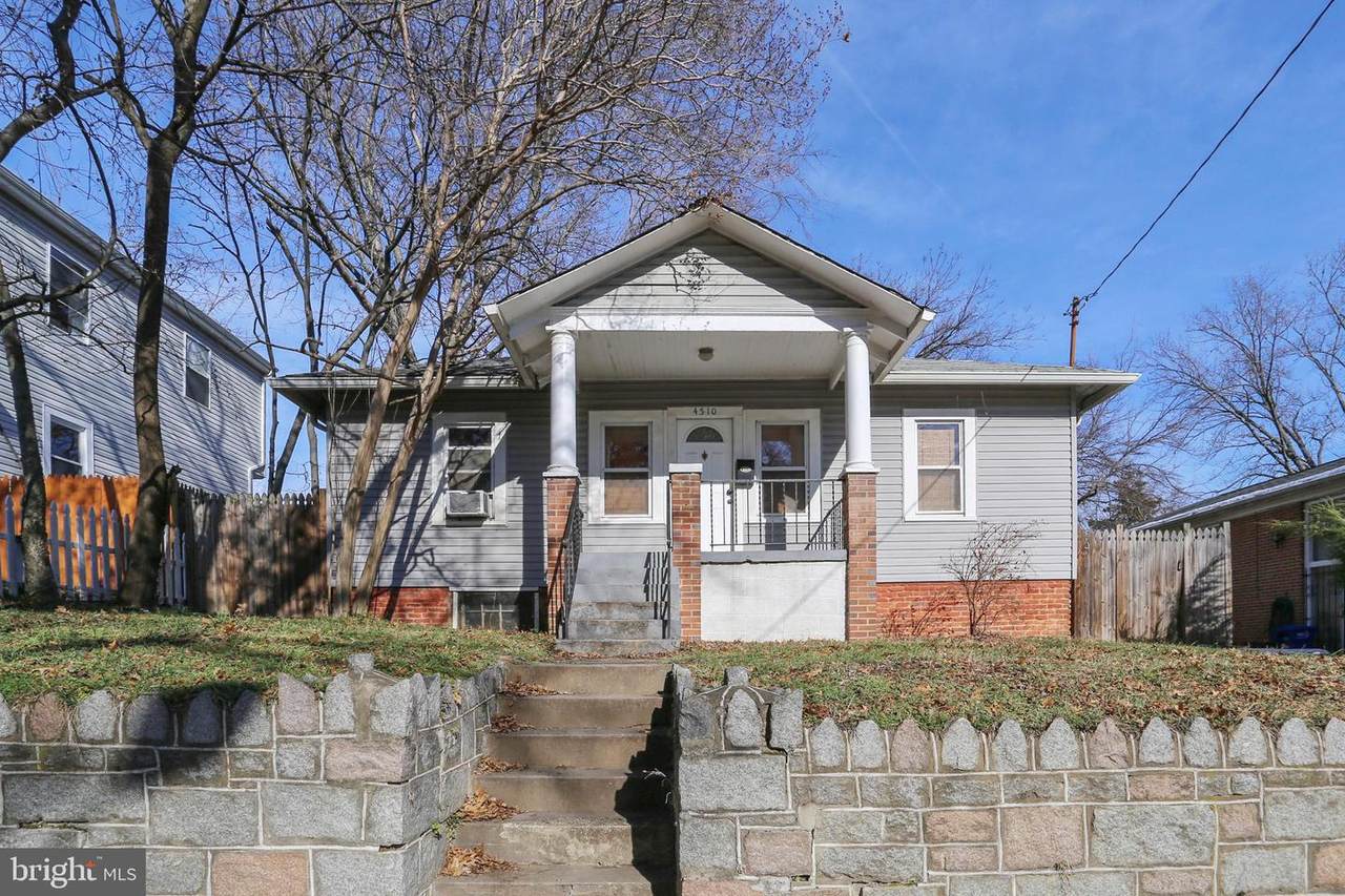 4510 Dix Street - Photo 1