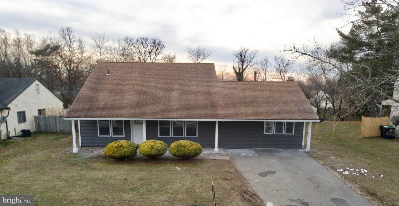 11 Penfield Lane - Photo 1