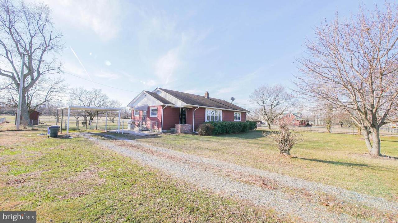 619 Forest Grove Road - Photo 1