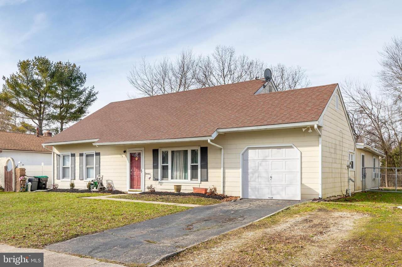 120 Eastmont Lane - Photo 1