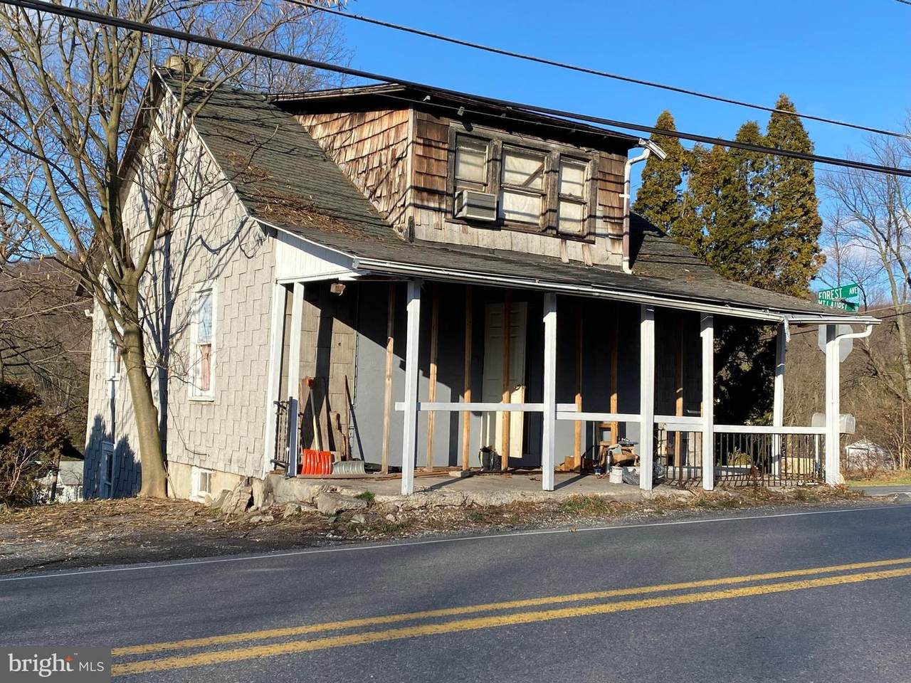 1439 Mt Laurel Road - Photo 1