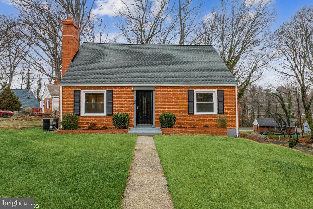 7120 Foster Street - Photo 1