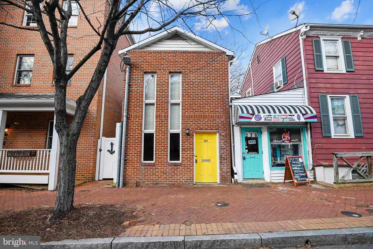 220 West Street - Photo 1