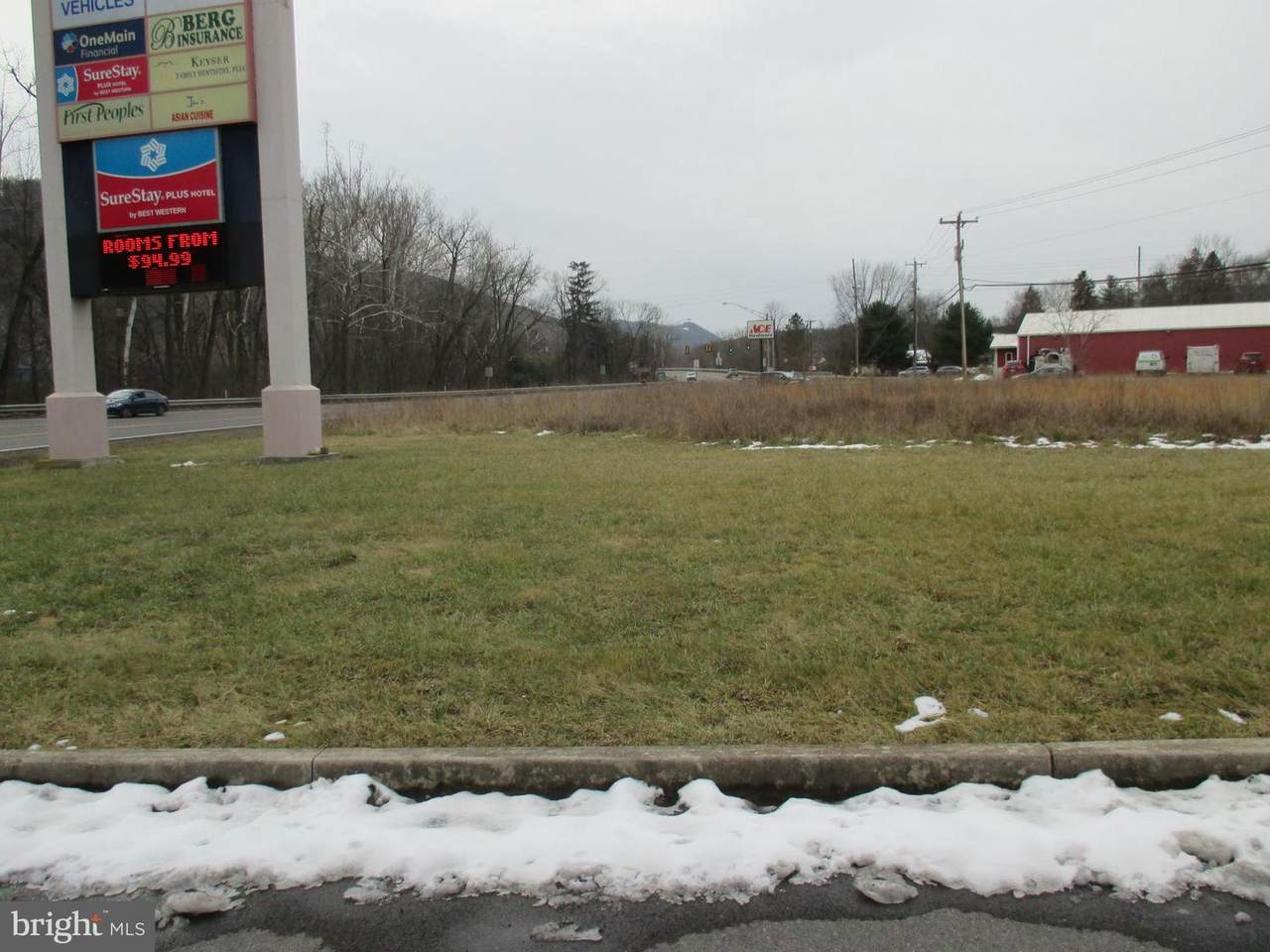 2412 New Creek Highway - Photo 1