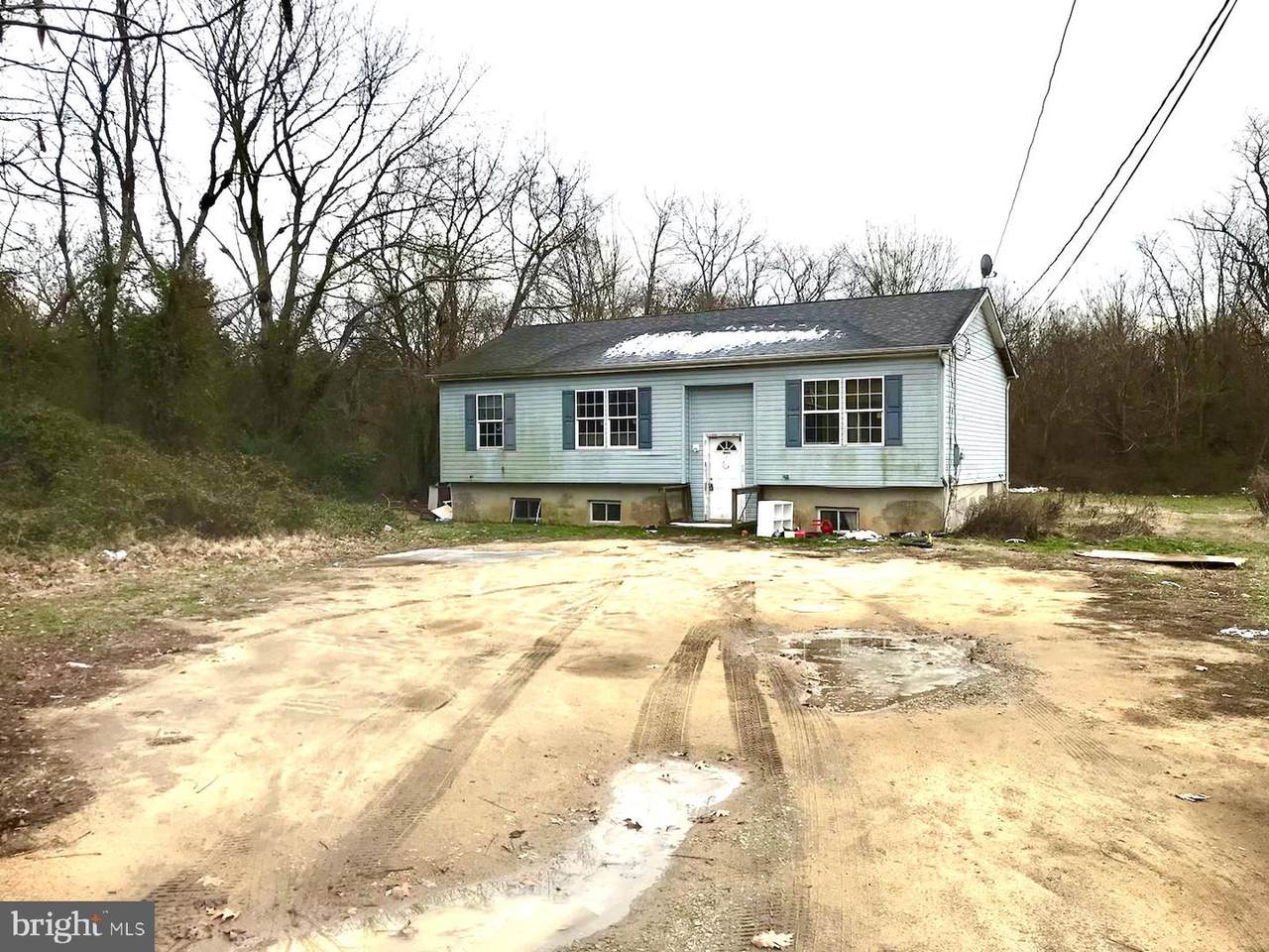 899 Vineland - Photo 1