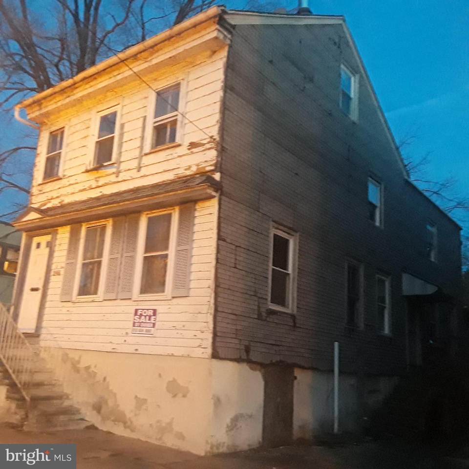 246 Broad Street - Photo 1