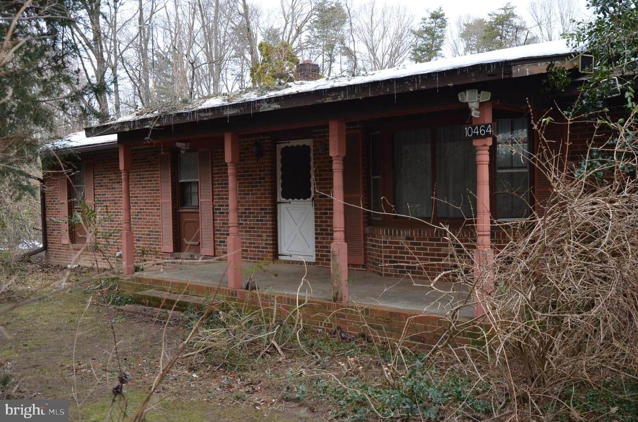10464 Edgewood Drive - Photo 1