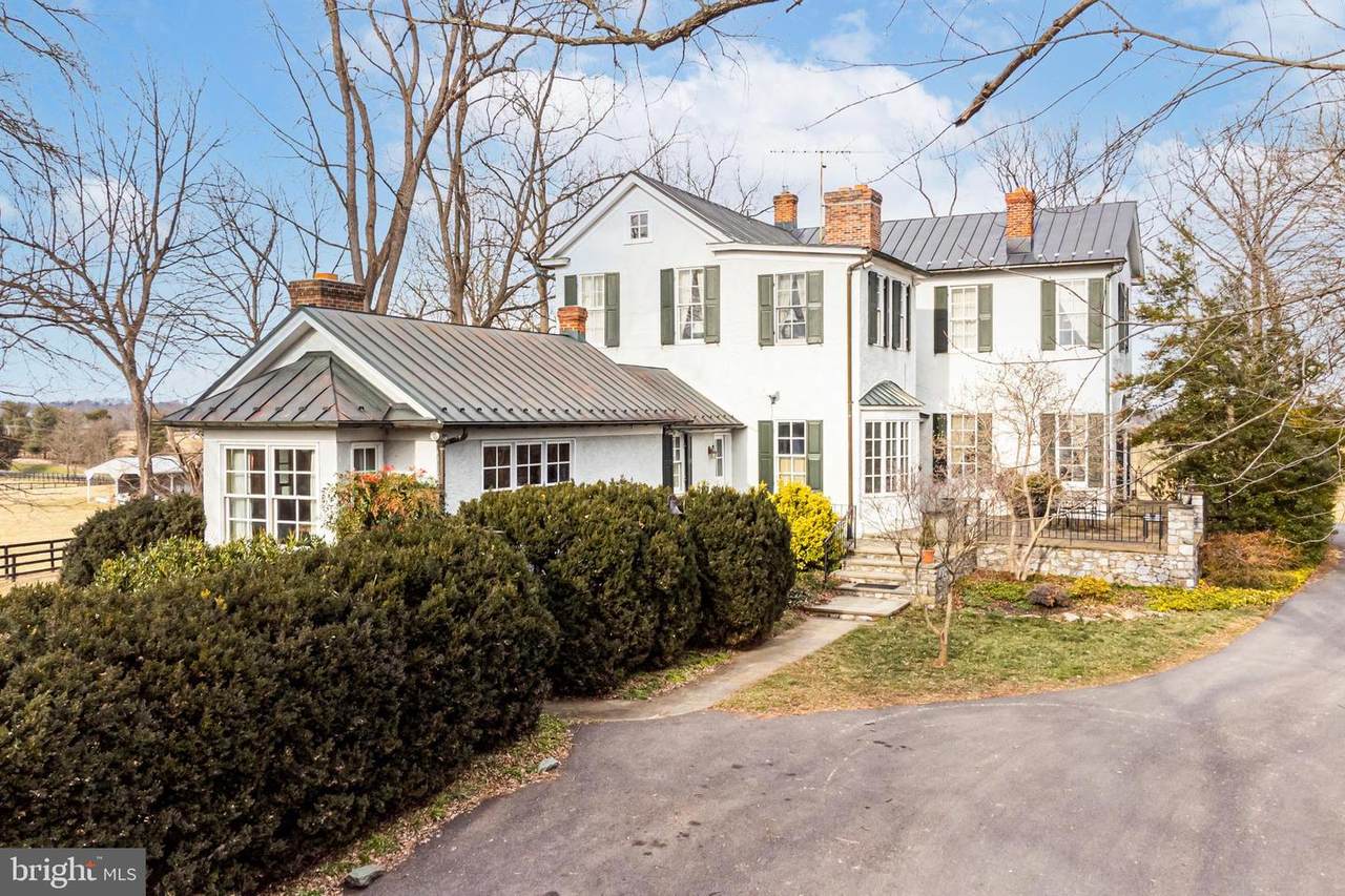 3264 Millwood Road - Photo 1