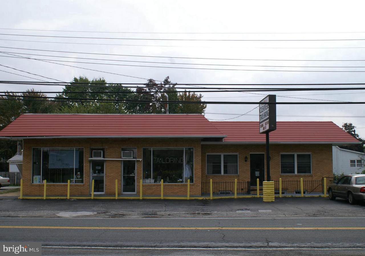 2727 North Point Road - Photo 1