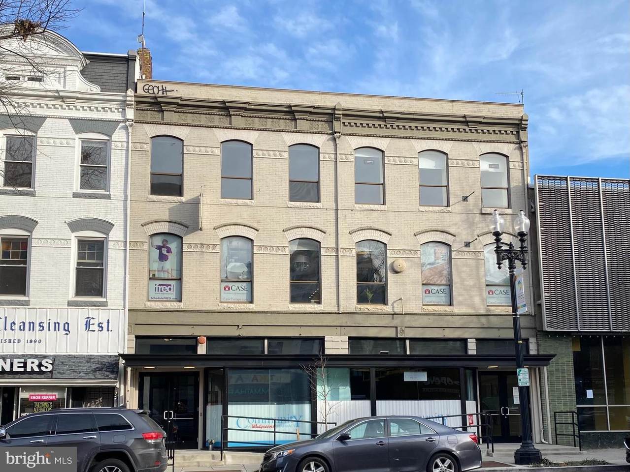1327 14TH Street - Photo 1
