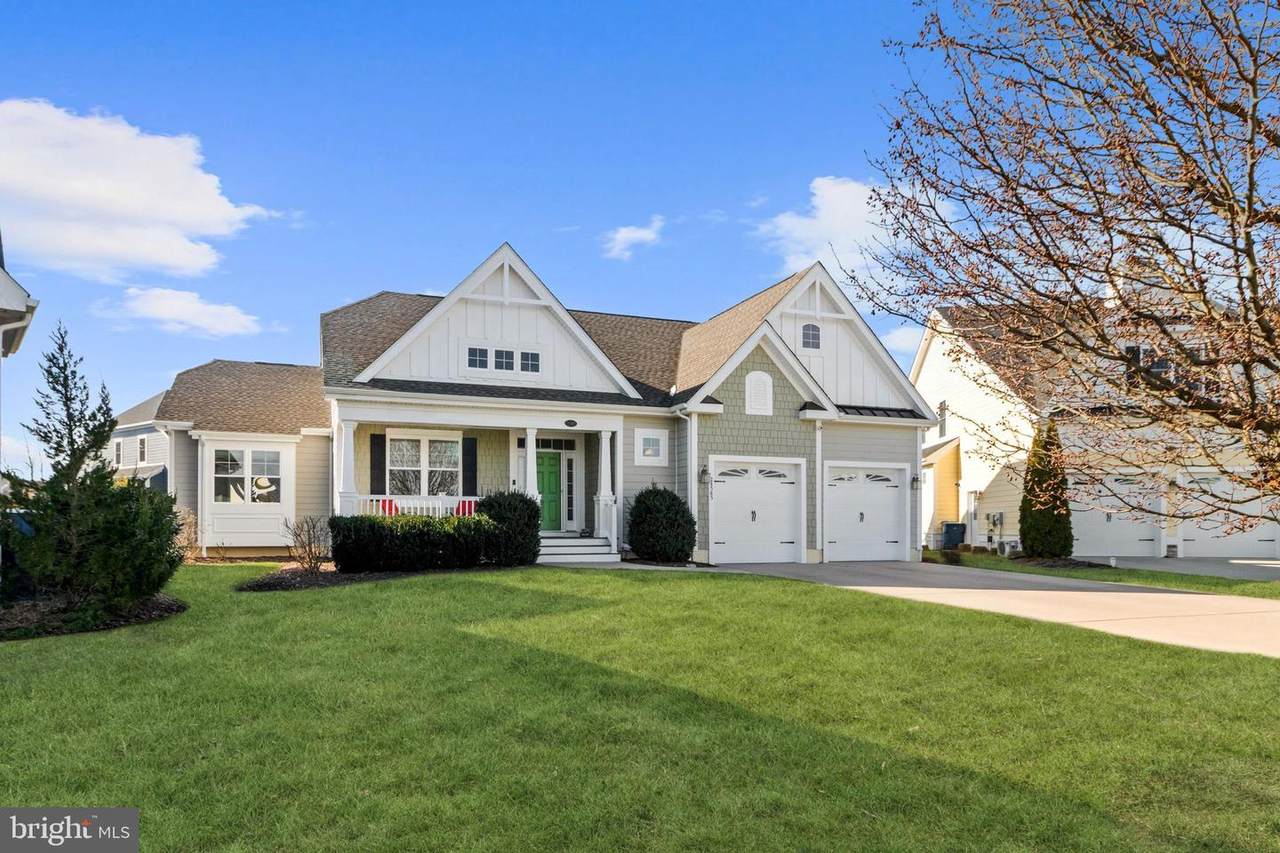 24585 Beachcomber Drive - Photo 1