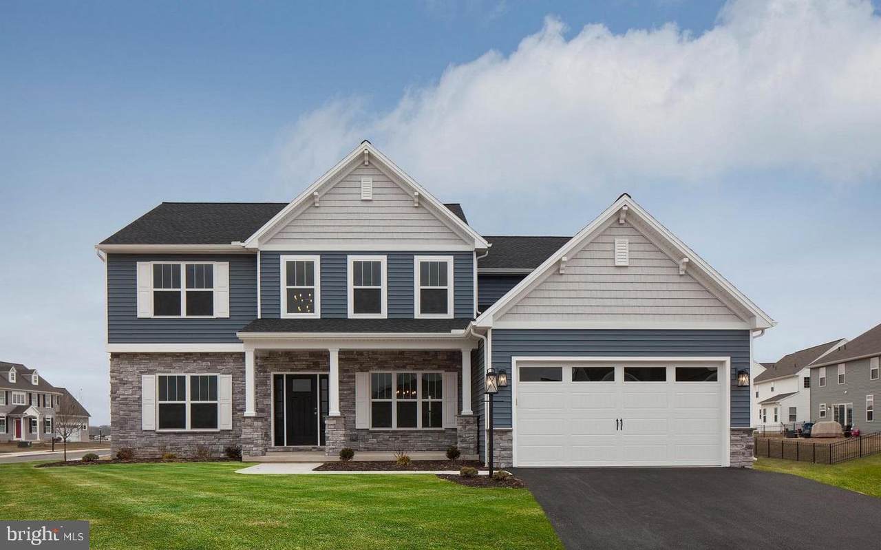 110 Scarlet Court - Photo 1