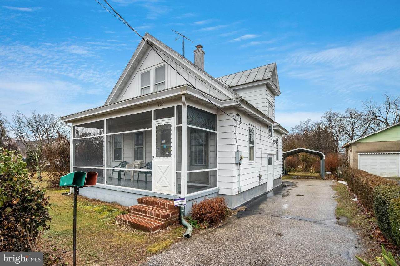 107 & 109 Arbor Avenue - Photo 1