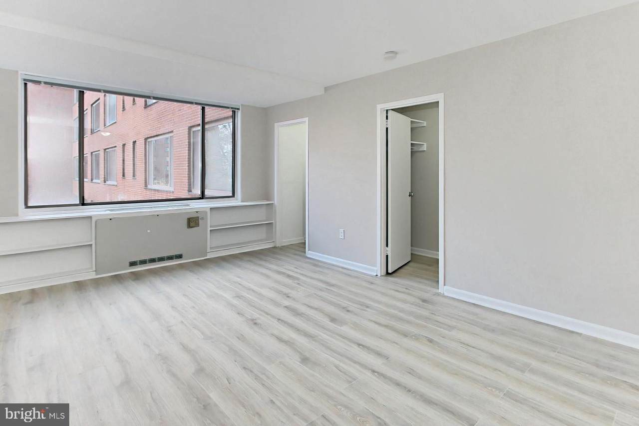 1111 Arlington Boulevard - Photo 1