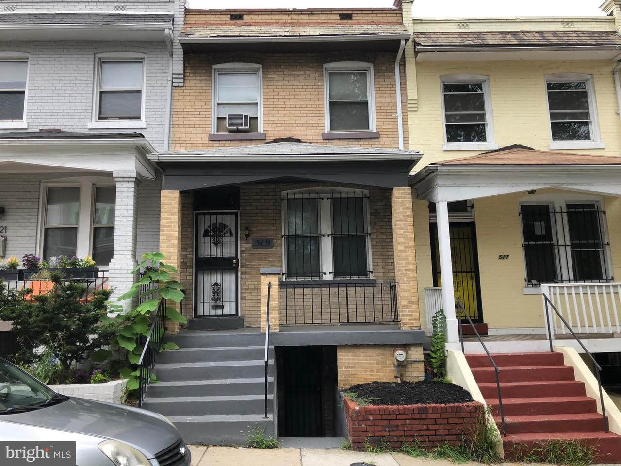 519 Harvard Street - Photo 1