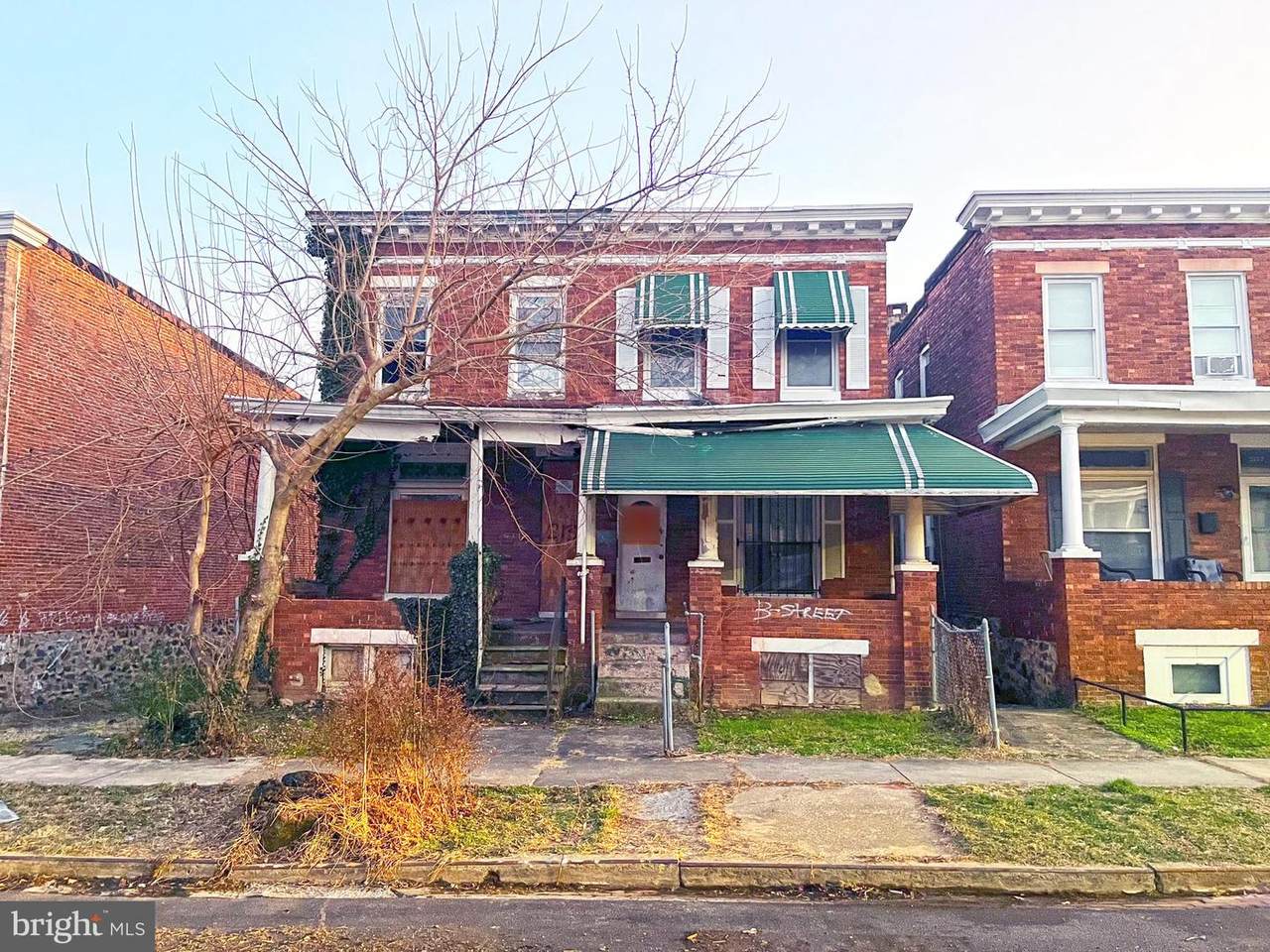 3135 Baker Street - Photo 1