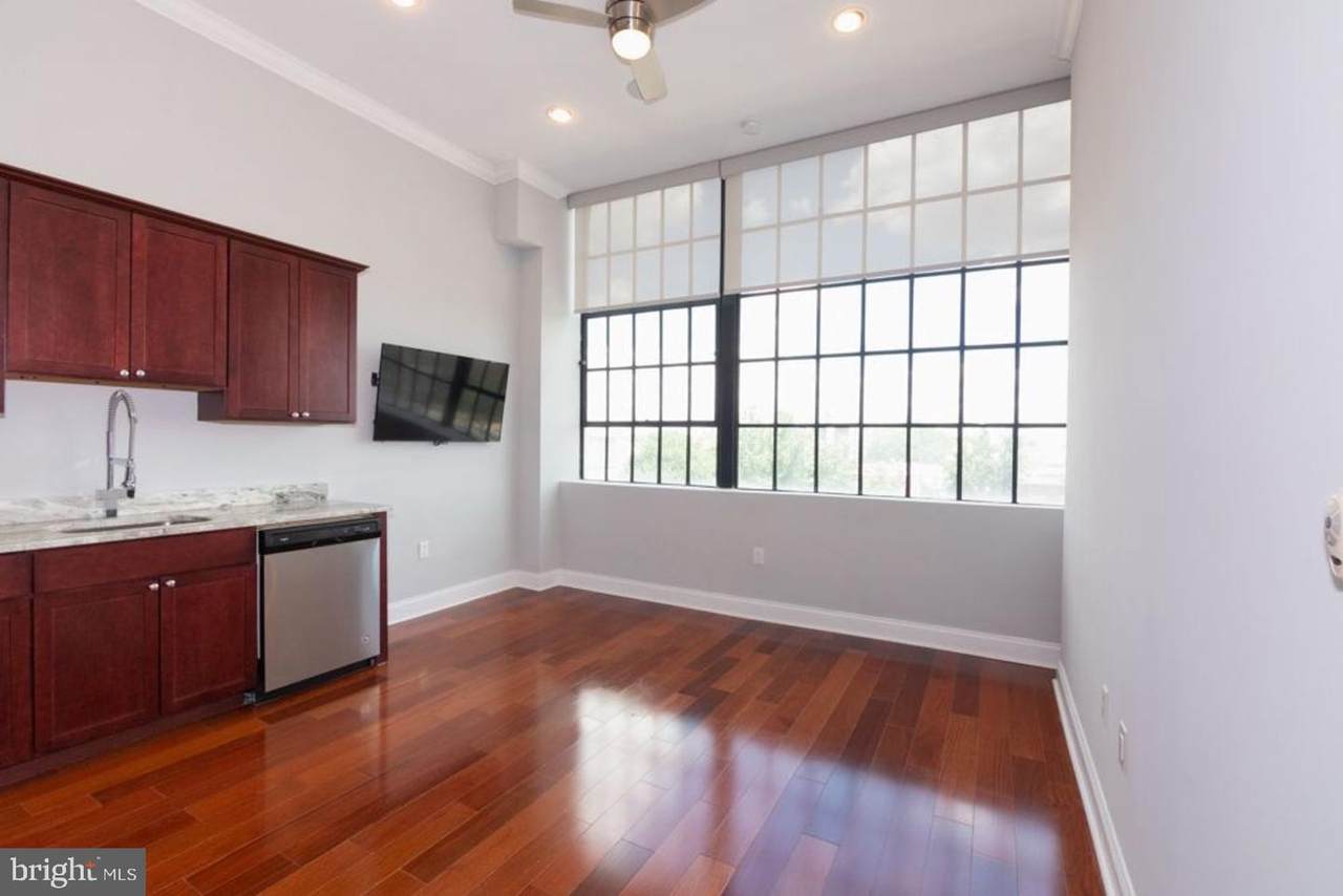 1403 5TH Street - Photo 1