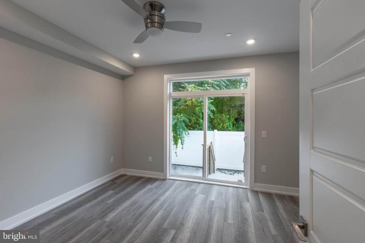 2324 9TH Street - Photo 1
