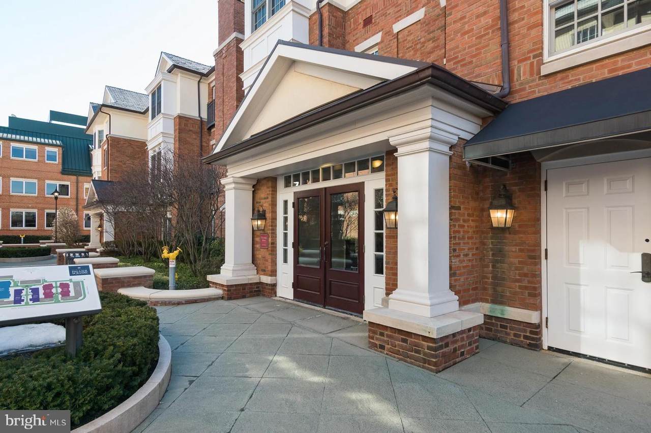 132 Victoria Mews - Photo 1